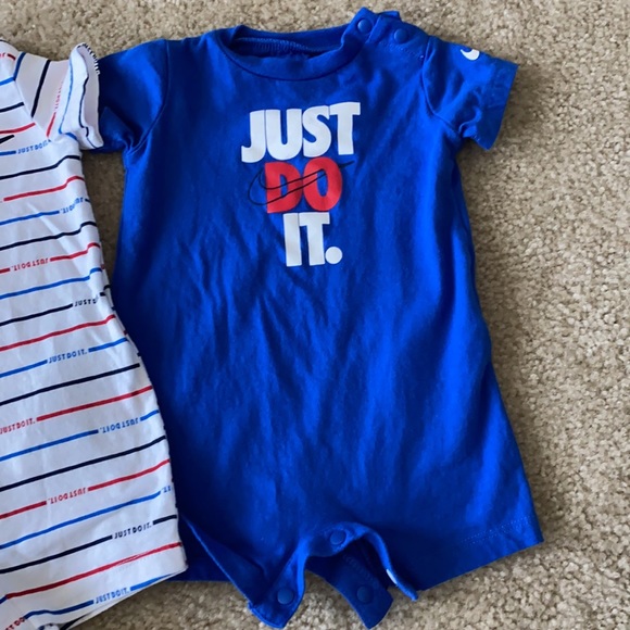 Nike Rompers - Picture 4 of 4